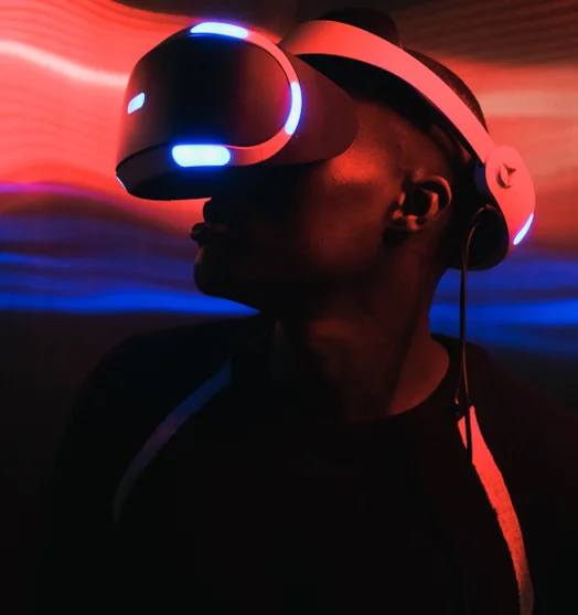 Man wearing virtual reality glasses